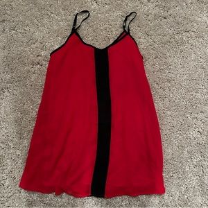 GUESS Red & Black Flowy Dress - Size Large - Excellent Condition